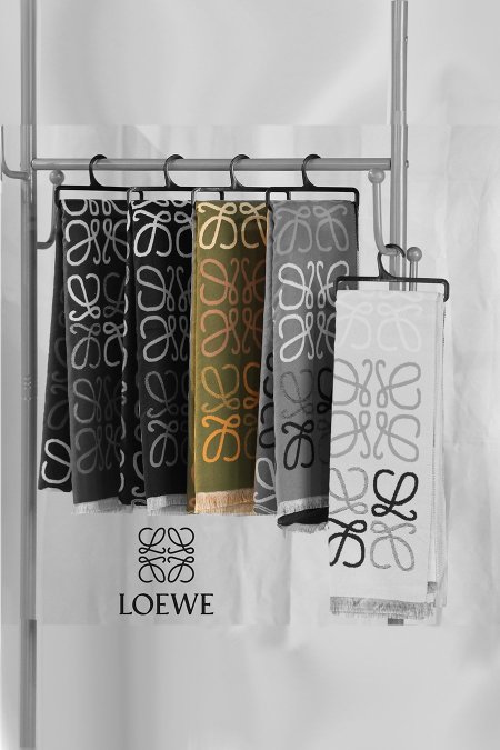 شال كتف - Loewe / كشميري - اخضر زيتي